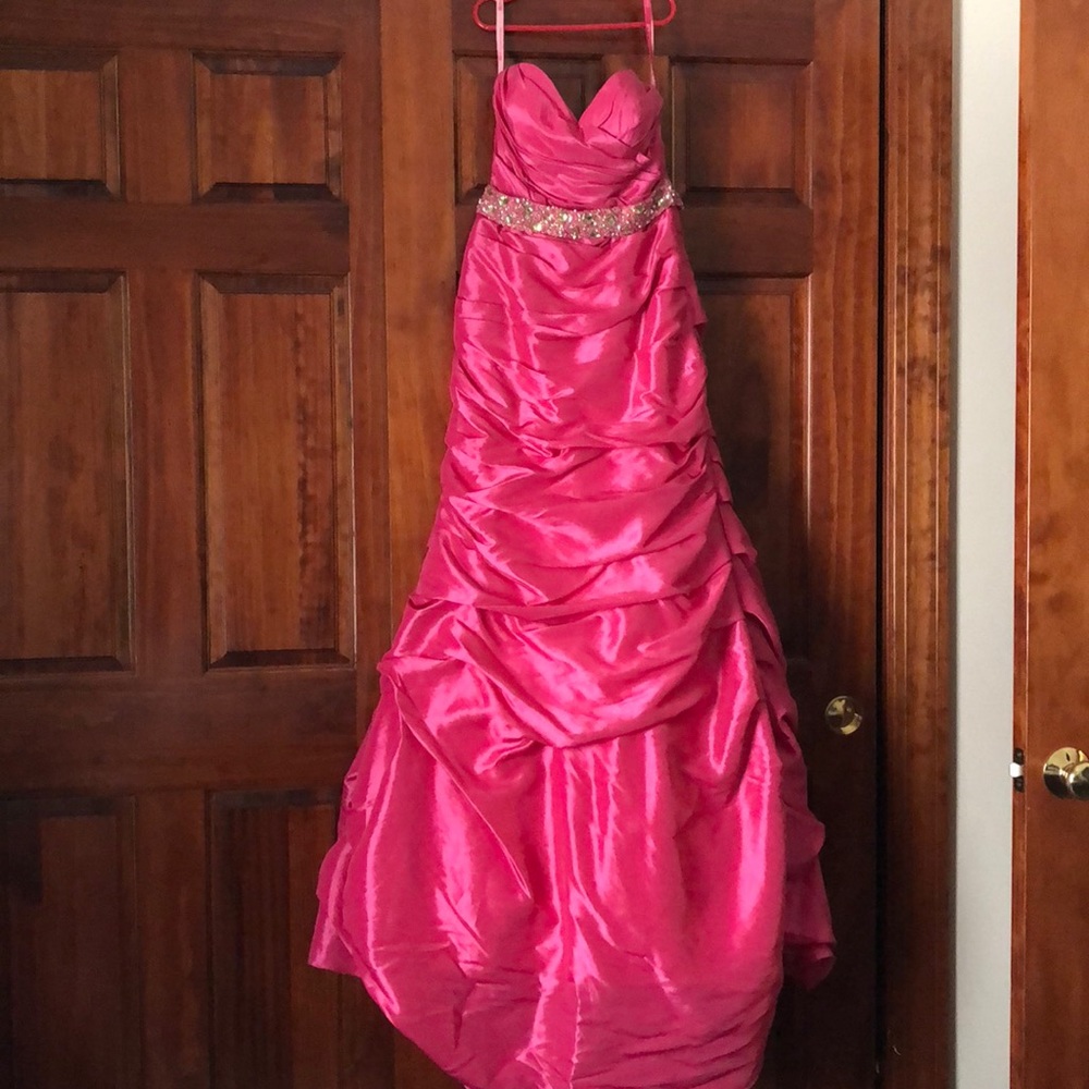 Flirt by Maggie sitters prom dress size 8